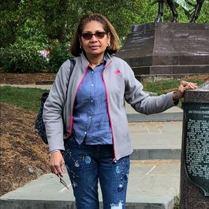 Meet your Posher, Gladys